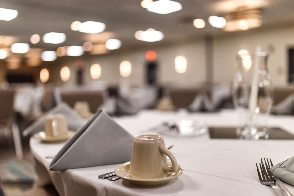 DoubleTree by Hilton Neenah Faciliteiten foto