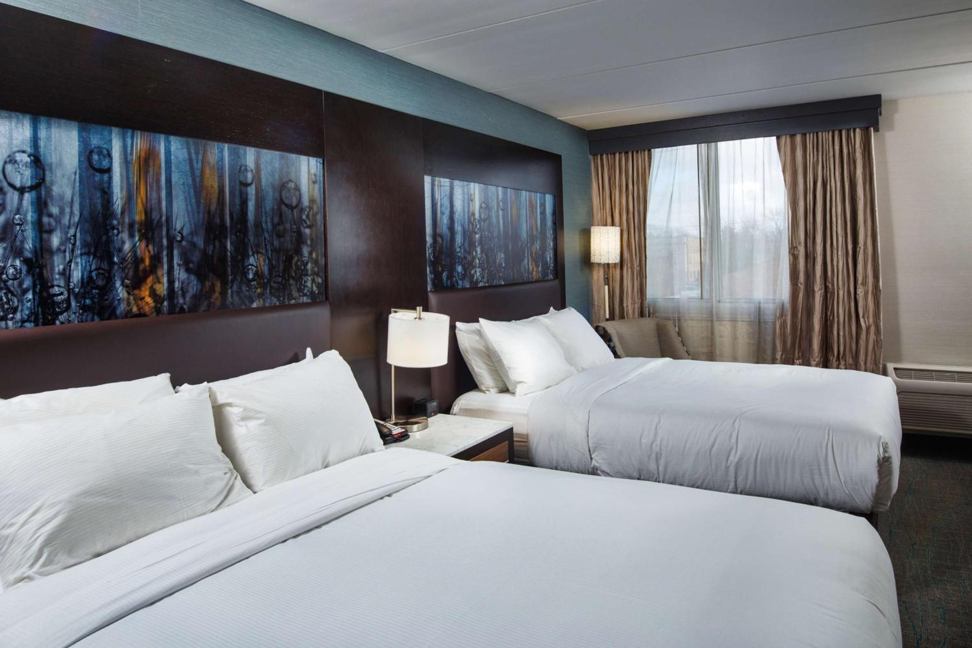 DoubleTree by Hilton Neenah Buitenkant foto