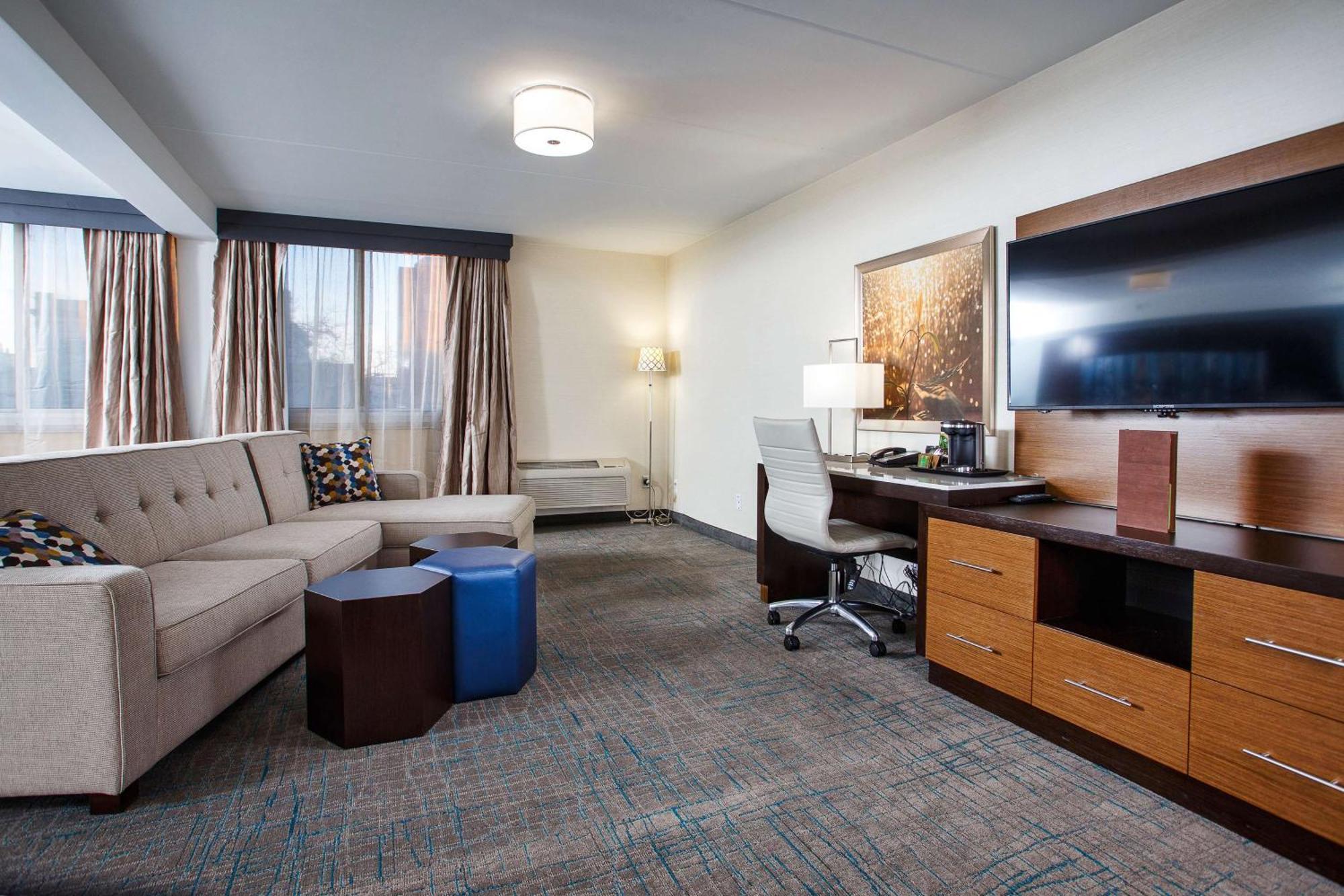 DoubleTree by Hilton Neenah Buitenkant foto
