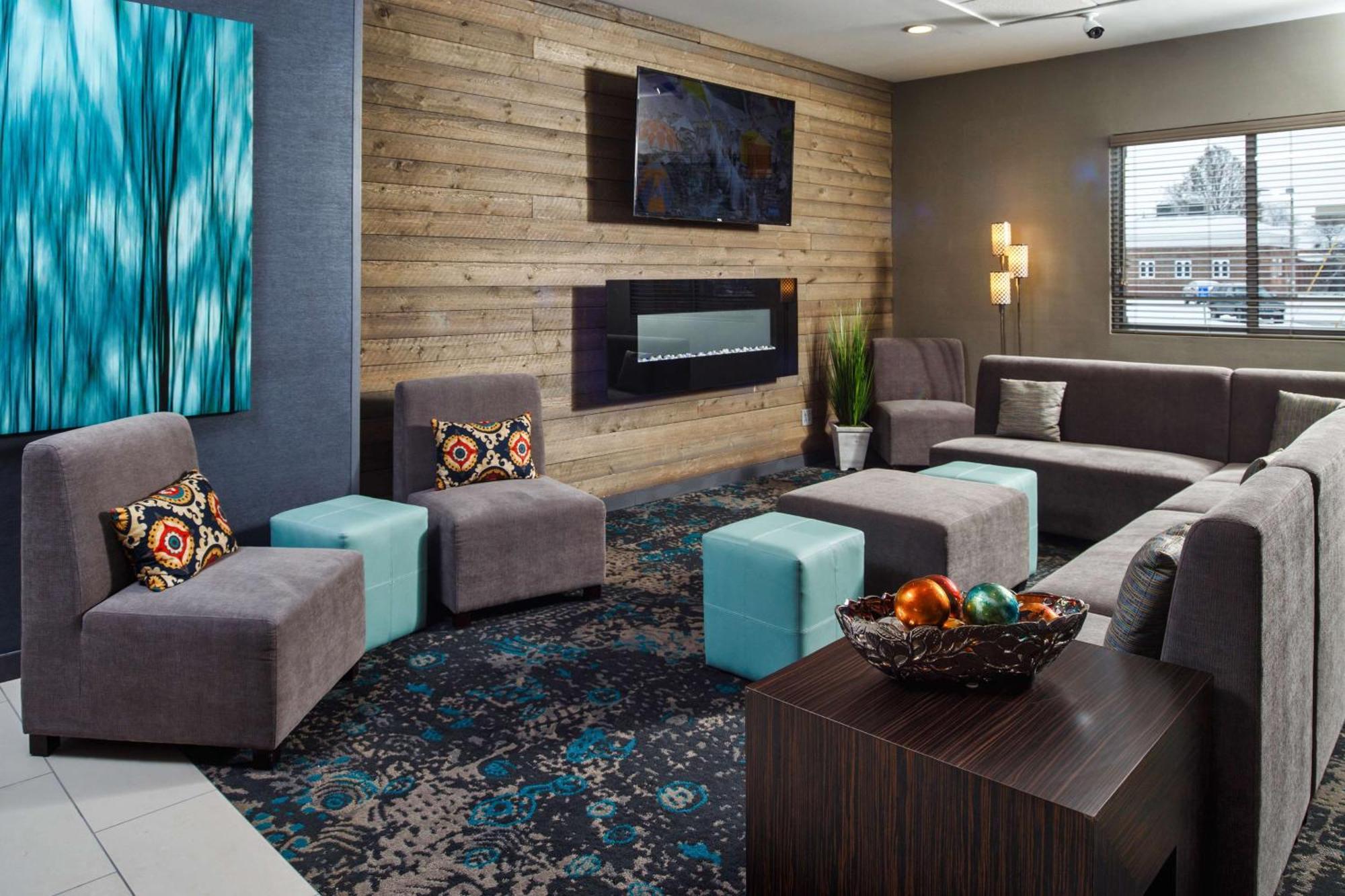 DoubleTree by Hilton Neenah Buitenkant foto