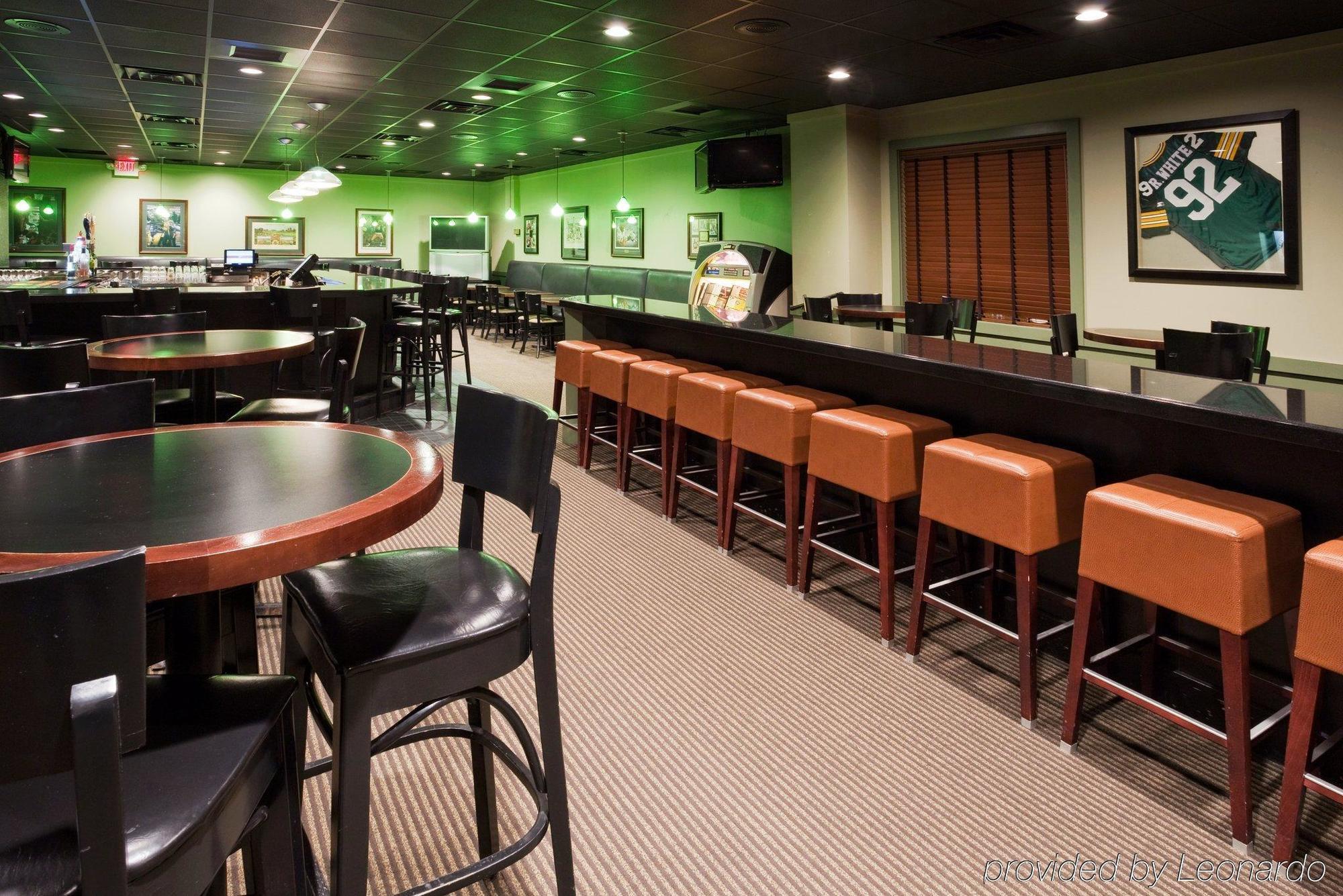 DoubleTree by Hilton Neenah Buitenkant foto