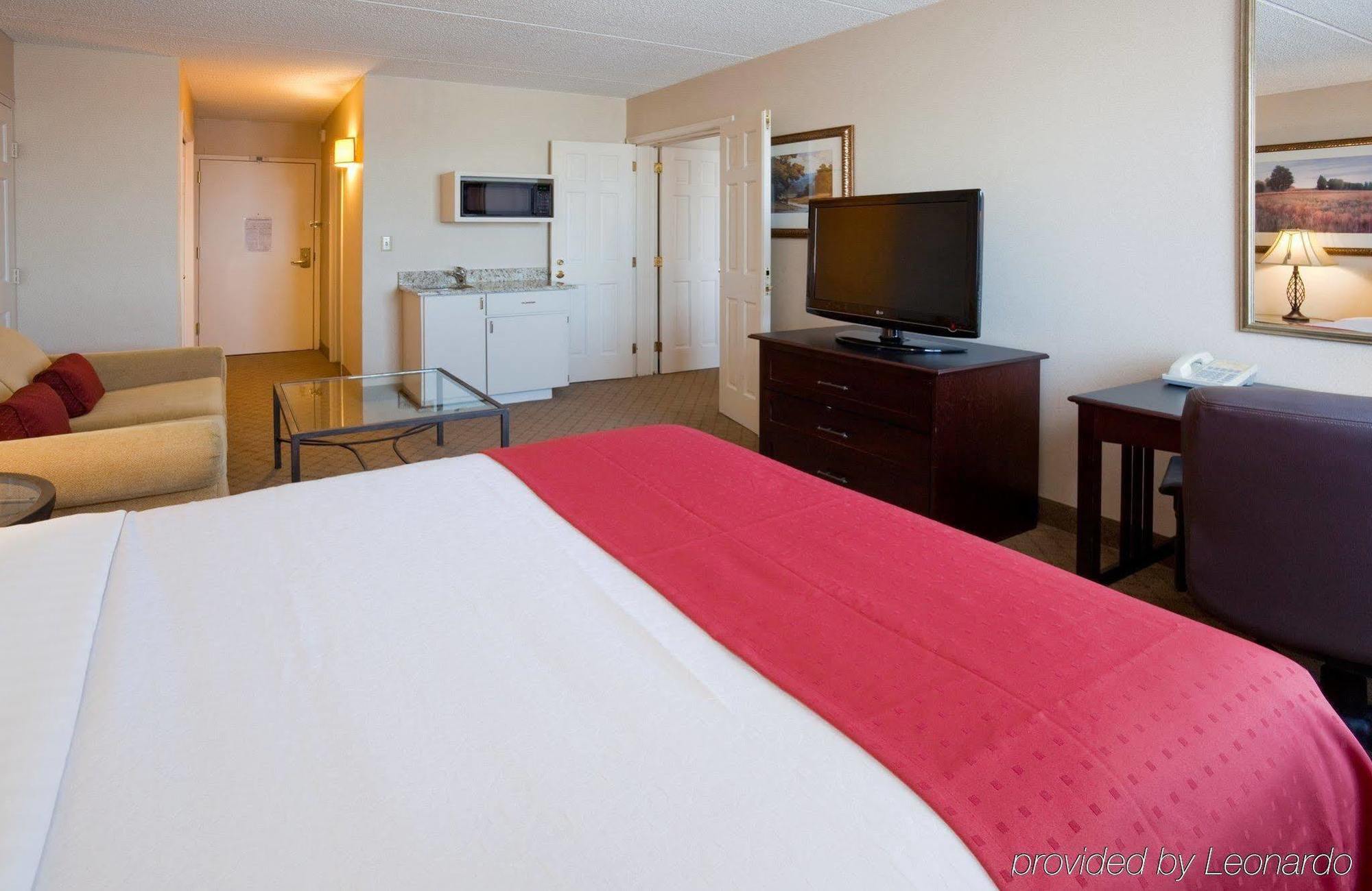 DoubleTree by Hilton Neenah Buitenkant foto