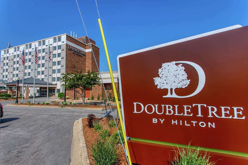DoubleTree by Hilton Neenah Buitenkant foto